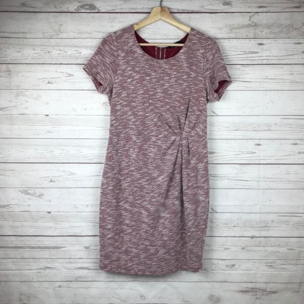 Red short sleeve mini dress